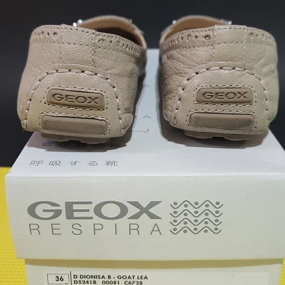 Geox Flats - Picture 5 of 6